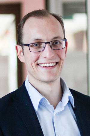 Dr. Florian Nottorf